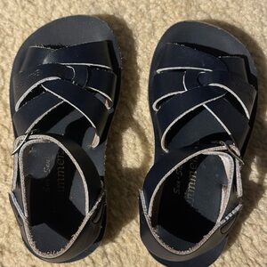 Salt Water Sandals by Hoy - Classic Navy Kids Sandals